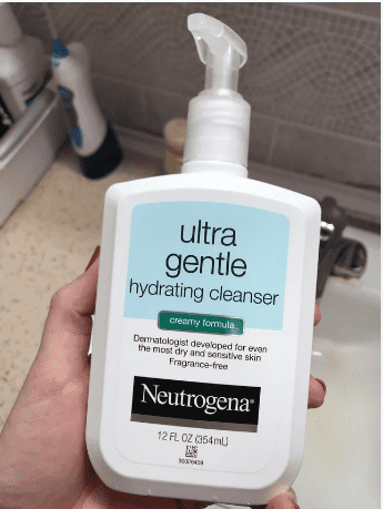 Neutrogena Ultra Gentle Hydrating Cleanser