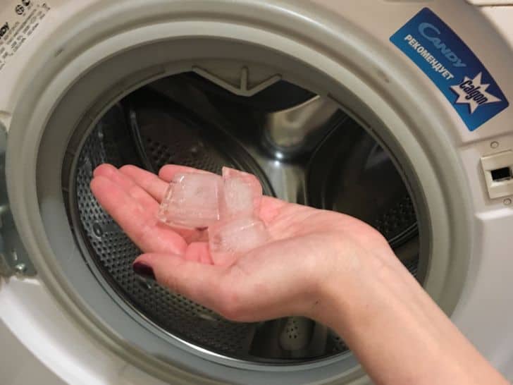 Ice Cubes in the Dryer for clothes 